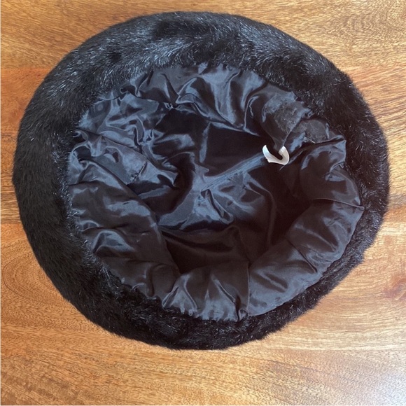 VTG Y2K Black Faux Fur Monster Goth Bucket Hat - Picture 5 of 8